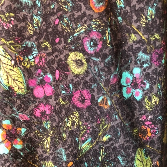 Perfect T - Picture 3 of 3